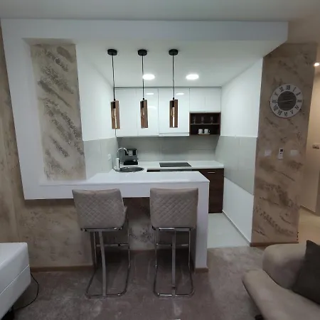 Stamenkovic דירה *